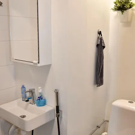 Daire Loft Style Big For 2-4 In Pikku Huopalahti *