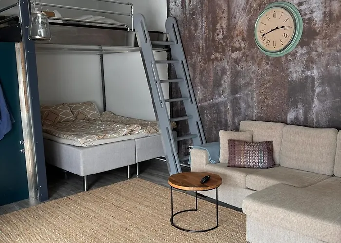 Loft Style Big For 2-4 In Pikku Huopalahti *