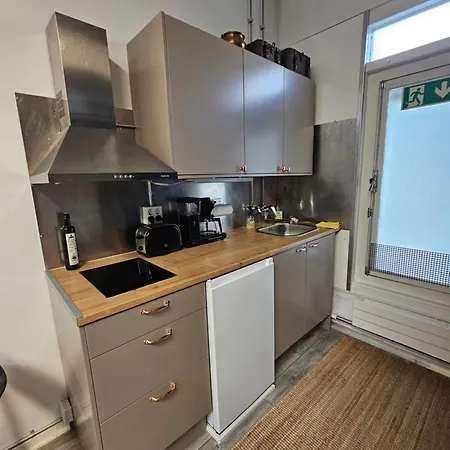 Daire Loft Style Big For 2-4 In Pikku Huopalahti