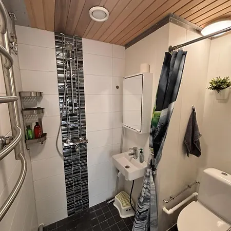 Loft Style Big For 2-4 In Pikku Huopalahti Διαμέρισμα *